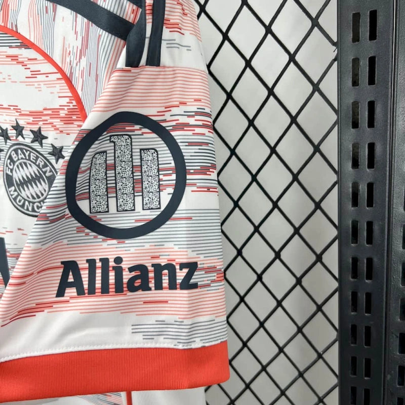 Bayern 25-26 Away Fan |  Version