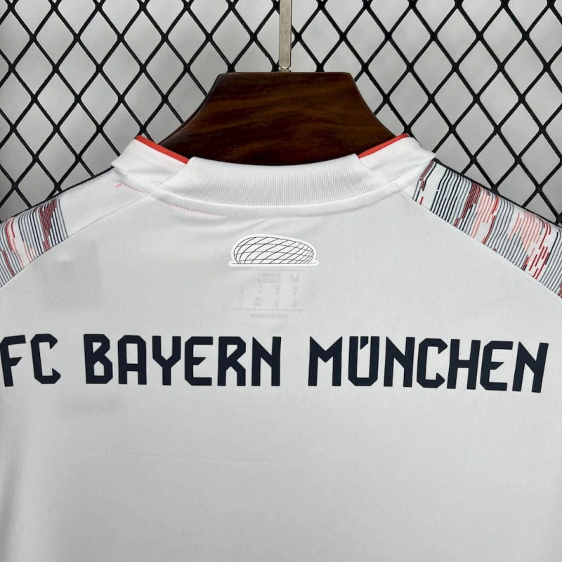 Bayern 25-26 Away Fan |  Version